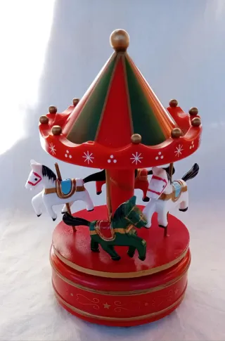 Carillon giostrina con cavalli