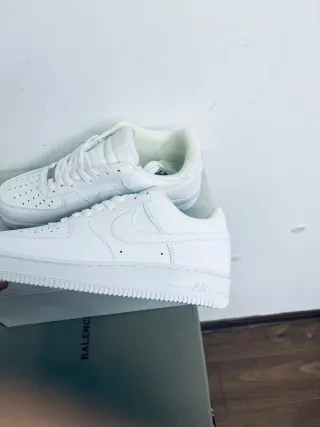 Nike Air Force 1 Low '07 Blancas Talla 42