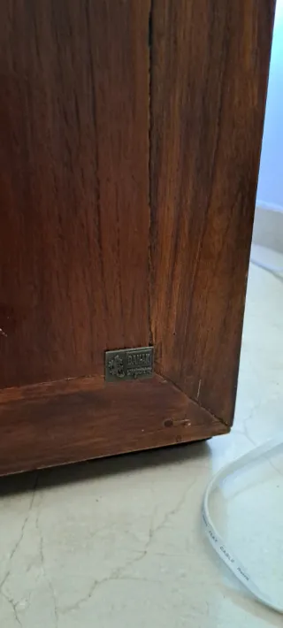 Mueble TV y estanterías madera Teka