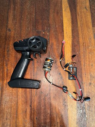 AXIAL ESpektrum DX3 Smart 3 canales 2,4 REMATE!!!!