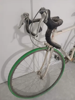 Bicicleta Pinarello carretera para restaurar