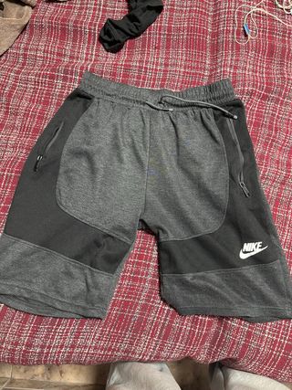 Pantalones cortos Nike Tech Fleece