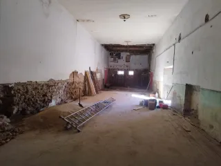 Vendó local plaza Sacristán Mansilla de las mulas