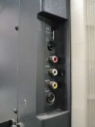 Televisión Philips Negra