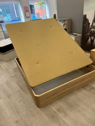 Canapé abatible madera y tela beige