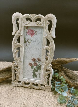 Cornice shabby chic artigianale