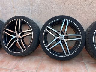 Llantas Momo 19 originales