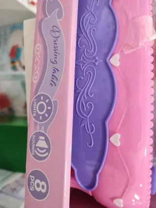 Tocador de juguete con luces y sonido