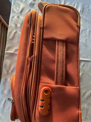 Maleta Delsey Naranja Medidas  35x45x20