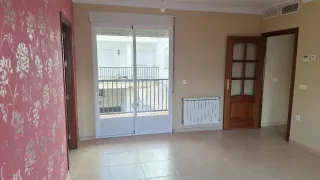 Piso con 114m2  Con A/A en todo el Piso Calef  Gas