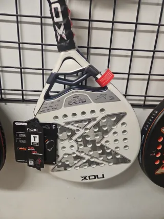 Pala AT10 Nox Tapia Lite 2026