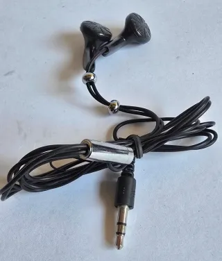 Auriculares conexión jack para móvil
