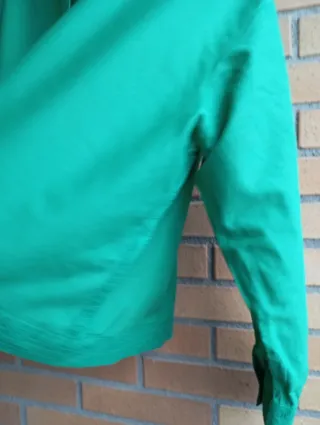 Blusa verde bordada Zara