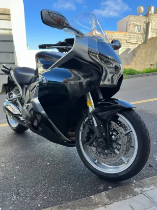 HONDA VFR 1200F DCT Turismo