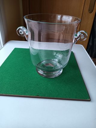 CUBITERA DE CRISTAL CON ASAS