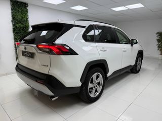 TOYOTA RAV-4 2.5 hybrid 2WD Advance desde 379€/mes