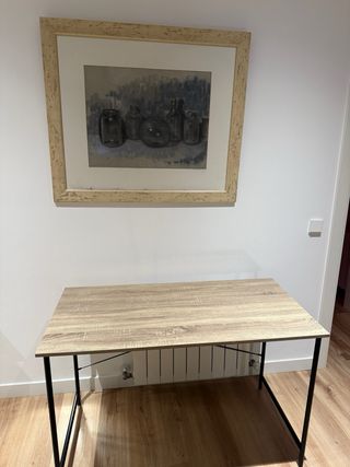 Mesa escritorio madera y patas de aluminio negras