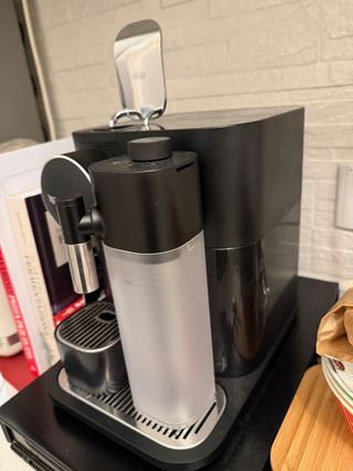 Macchina Caffè De Longhi Gran Lattissima Nespresso