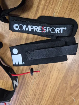 Cinturones Triatlón Compressport y Zone 3