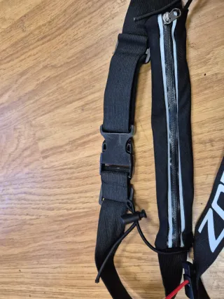 Cinturones Triatlón Compressport y Zone 3