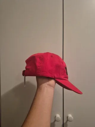 Gorra Supreme Roja