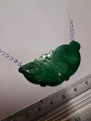 Ciondolo in pietra traforata