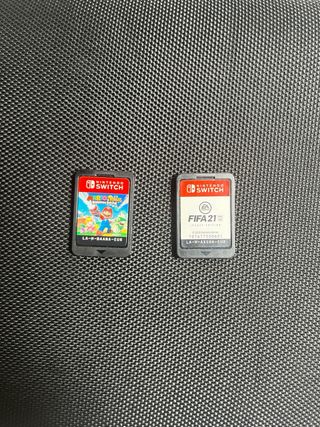 Nintendo Switch + 2 juegos + Accesorios