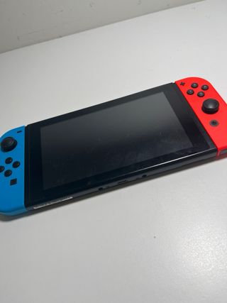 Nintendo Switch + 2 juegos + Accesorios