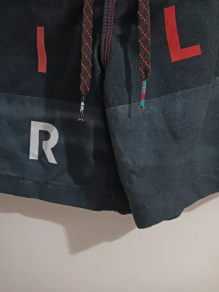 Bañador Quiksilver Rojo y Negro