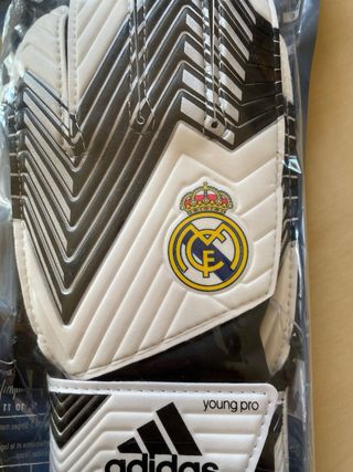 NUEVOS Guantes de portero Adidas Real Madrid