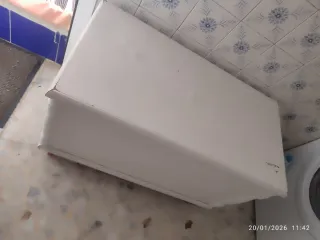 Baúl blanco de madera