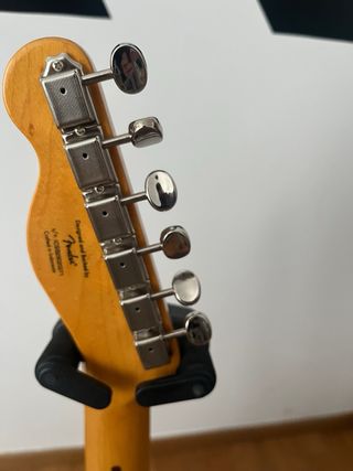 Guitarra Fender Squier CV 70s Tele Thinline