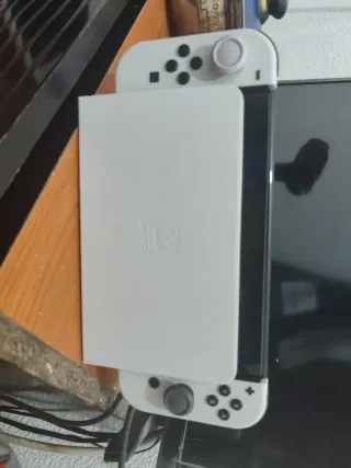 Nintendo Switch Blanca 2024