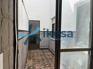 Piso en venta en Lopera