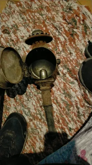 Farol de carruaje de aceite antiguo