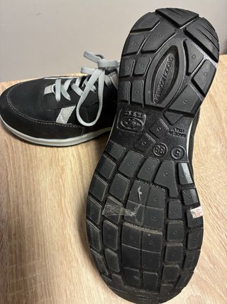 Zapatos de seguridad FTG Sport negros y grises