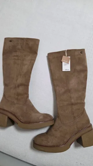 Botas de ante beige altas