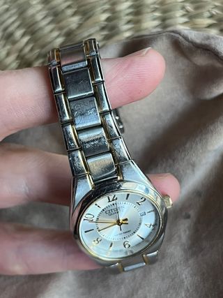 Reloj Citizen Quartz Clásico Mujer