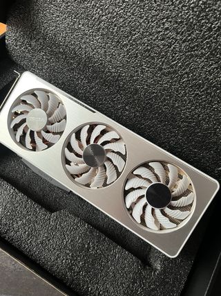 Tarjeta Gráfica Gigabyte RTX 3060 Ti Vision OC 8GB