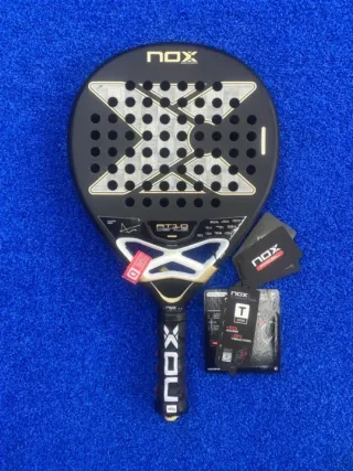 Pala de pádel Nox AT10 18K 2026