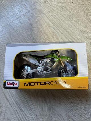 Maisto Kawasaki KX 450F Moto 1/12