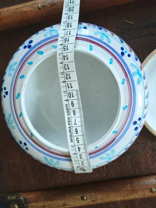 Contenitore ceramica fatto a mano