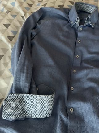 Camisa azul gris L entallada