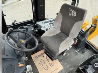 Retroexcavadora JCB 2CX