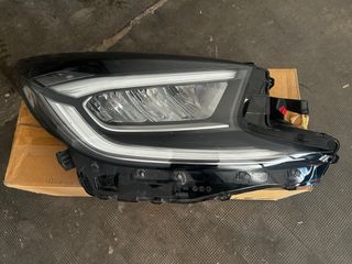Faro LED Derecho Toyota Aygo 2023 Reparado