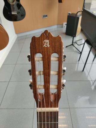 Alhambra 3F Golpeador Flamenca Natural Nueva