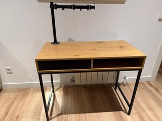 Escritorio madera y metal color negro