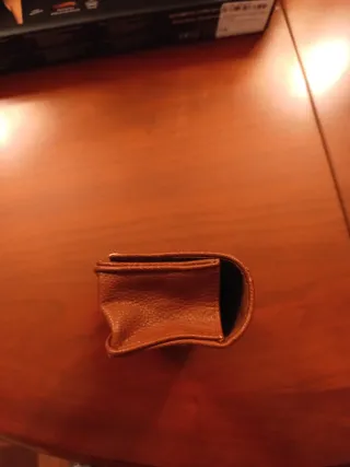 Funda de gafas marrón