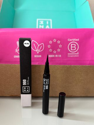 Lote 3 productos 3INA: Highlighter, Stick y Eyelin