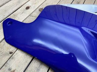 LATERAL DERECHO APRILIA FUTURA AF1